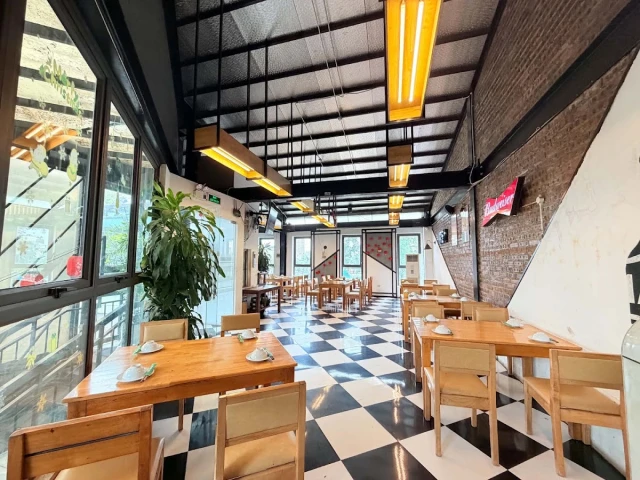 M5+ Longan Tree - Trường Chinh - không gian 2