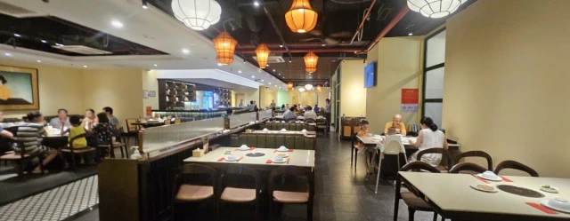 Chả Cá Hàng Sơn - Huỳnh Thúc Kháng - không gian 2