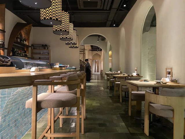 Kasa Sushi - Triệu Việt Vương - không gian 3