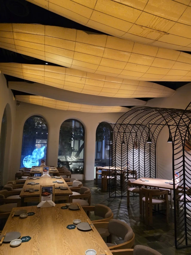Kasa Sushi - Triệu Việt Vương - không gian 4
