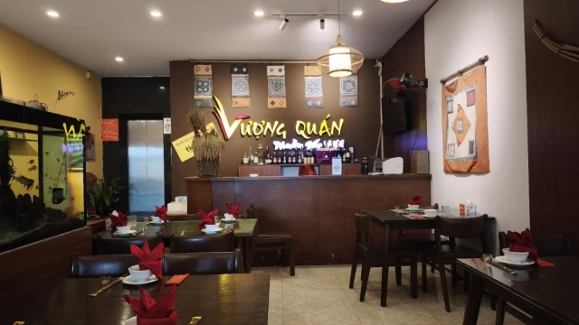 Vượng Quán - Nguyễn Như Uyên - không gian 2