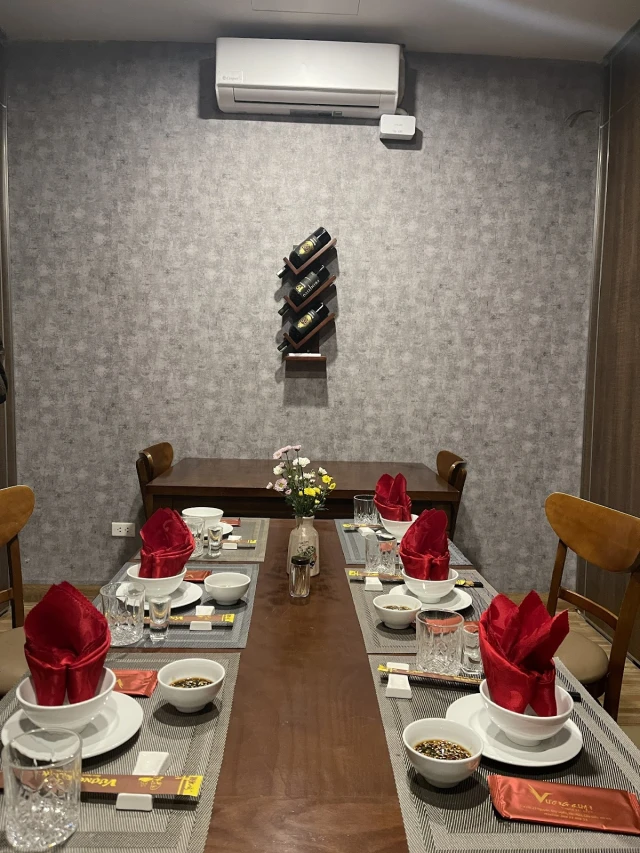 Vượng Quán - Nguyễn Như Uyên - không gian 6