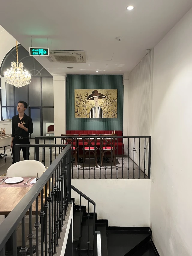 Le Monde Steak - Đào Tấn - không gian 4