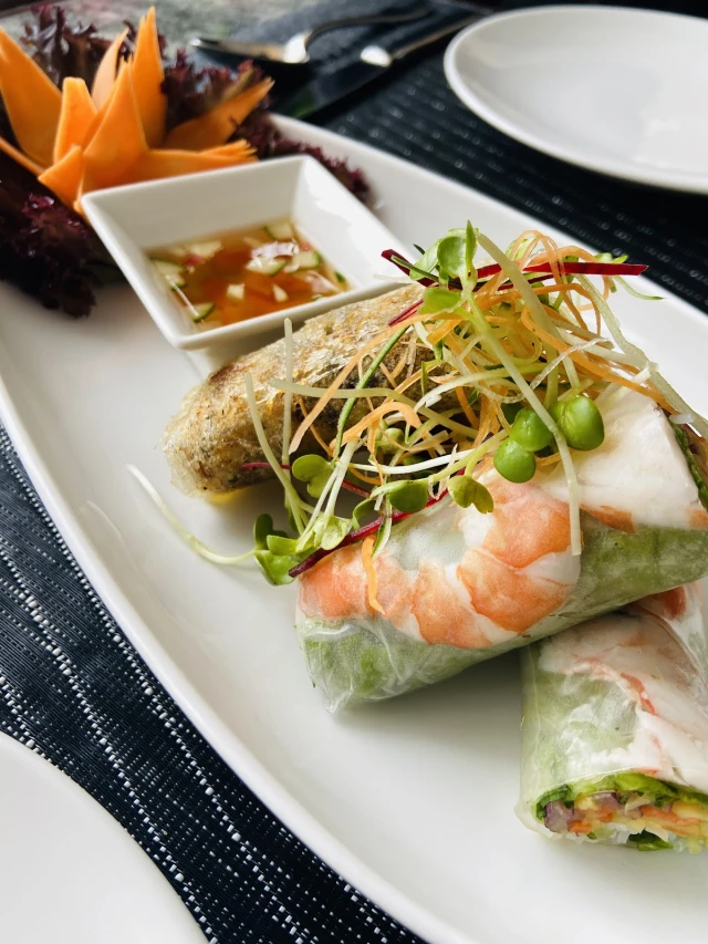 The Gourmet Corner - Tạ Hiện