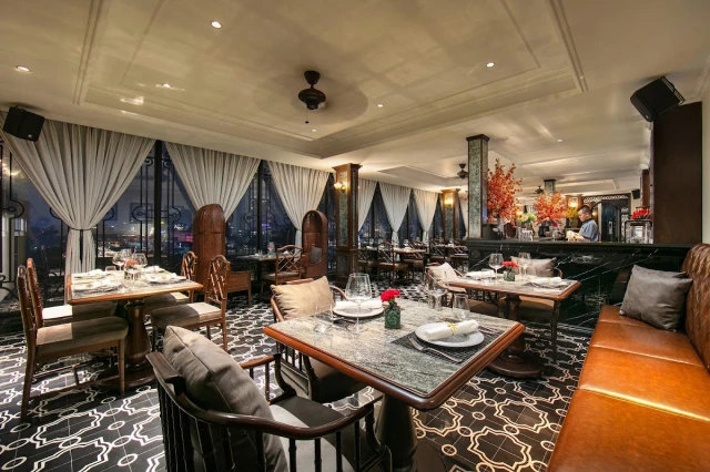 The Gourmet Corner - Tạ Hiện - không gian 1