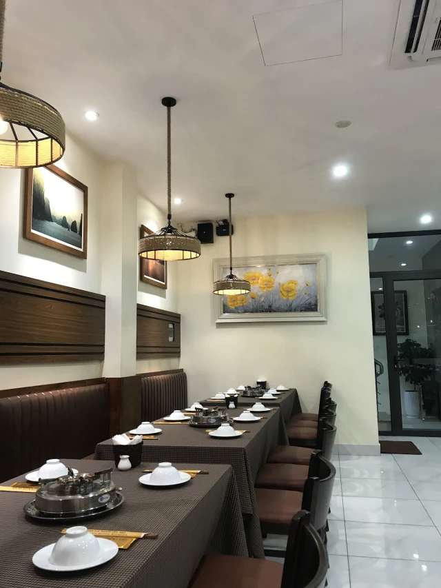 Chả Cá Ngon Hà Nội - Nguyễn Văn Lộc - không gian 3