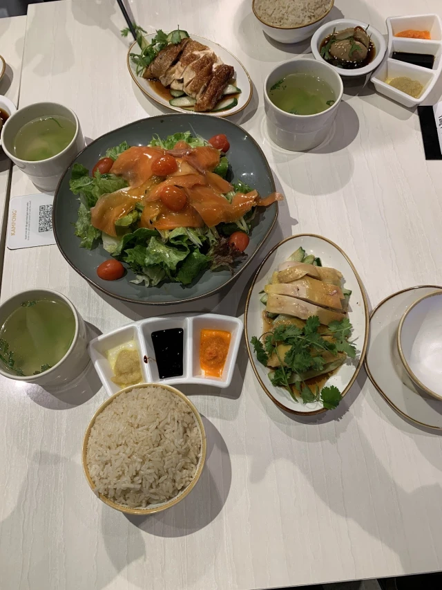Kampong Chicken House – Cơm Gà Hải Nam - Trần Thái Tông