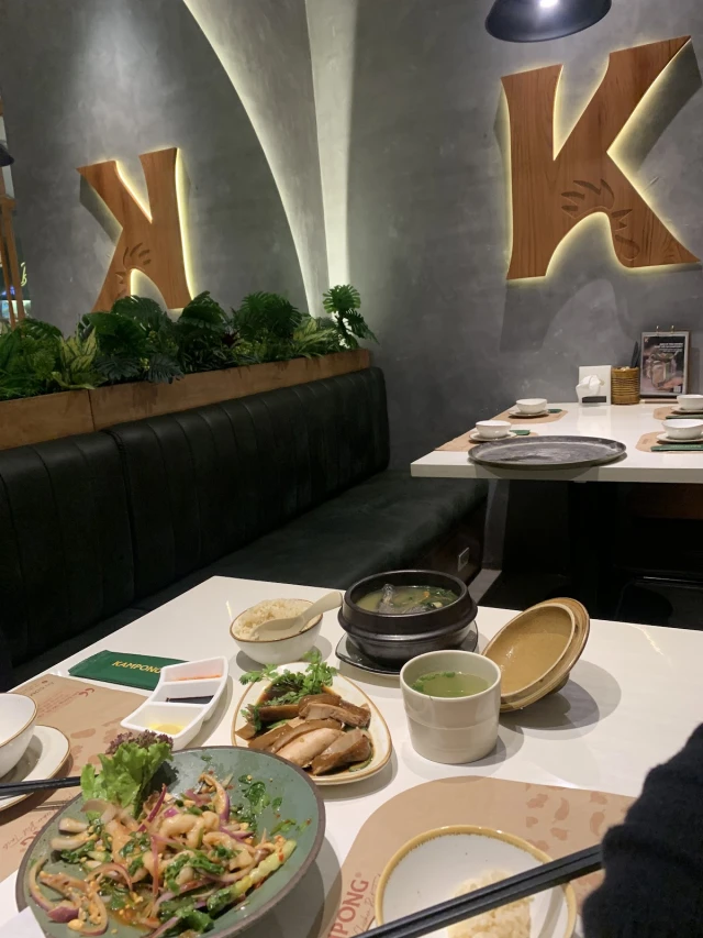 Kampong Chicken House - Nguyễn Văn Lộc