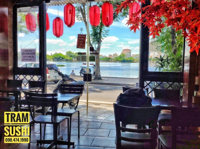 Trạm Sushi - Trấn Vũ - không gian 1
