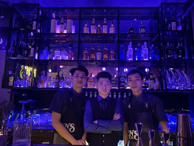 Ben’s Pub - Thi Sách - không gian 4