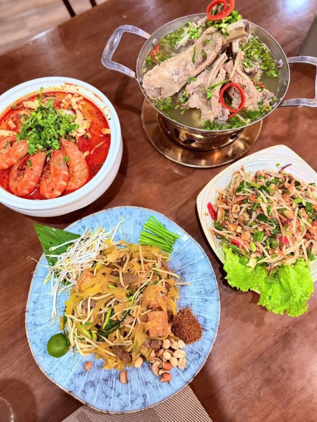 Khunmae Thái - Văn Cao
