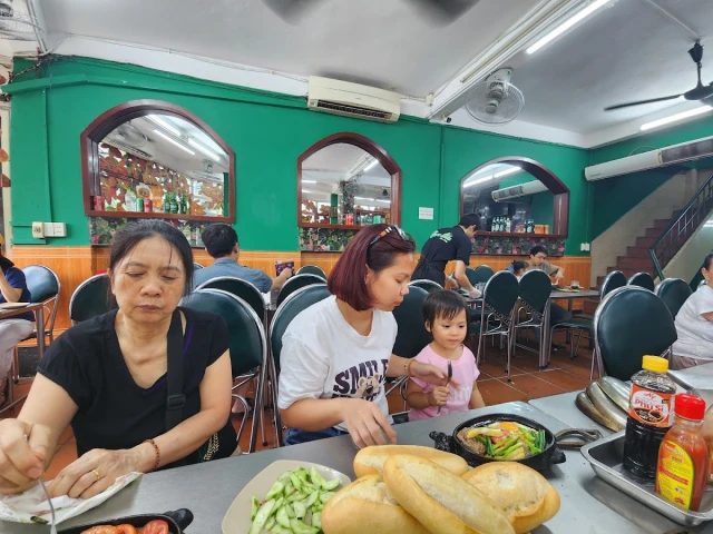 Bít Tết Ngọc Hiếu - Hoà Mã