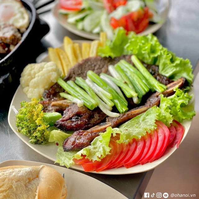Bít Tết Ngọc Hiếu 3 - Trần Duy Hưng
