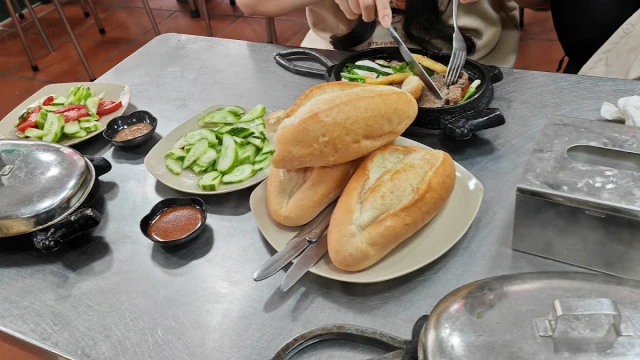 Bít Tết Ngọc Hiếu 3 - Trần Duy Hưng