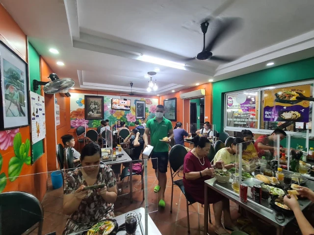 Bít Tết Ngọc Hiếu 3 - Trần Duy Hưng - không gian 6