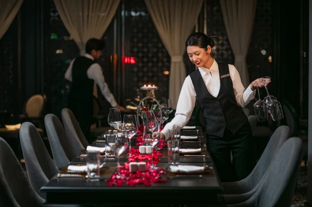 The Eroica Restaurant - Đình Ngang - không gian 3
