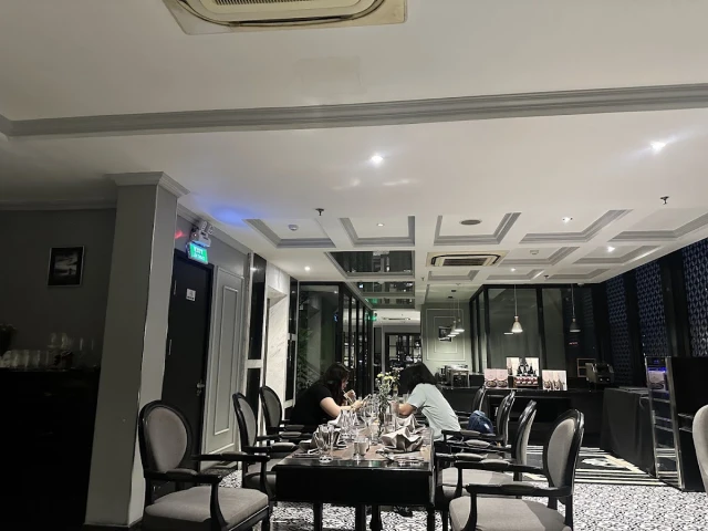 The Eroica Restaurant - Đình Ngang - không gian 4