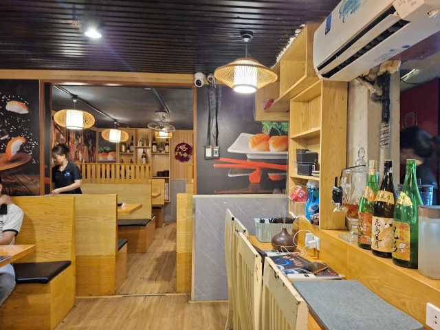 Sushi 24 - Kim Mã - không gian 3