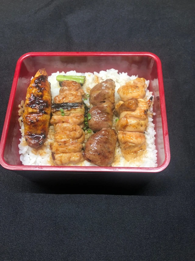 MoMichan - Akatsuki - Xuân Diệu