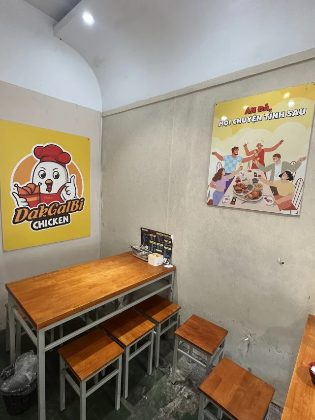 Tiệm Gà Dakgalbi - Trần Đại Nghĩa - không gian 2