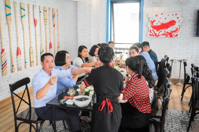 Phiến Hoan - Nguyễn Xuân Khoát - không gian 5
