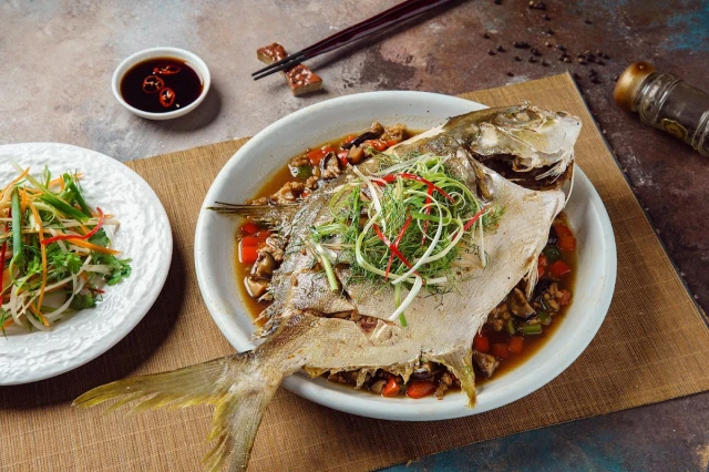 Nhà hàng Hải Sản Hoàng Thiên - Nguyễn Xiển - không gian 5