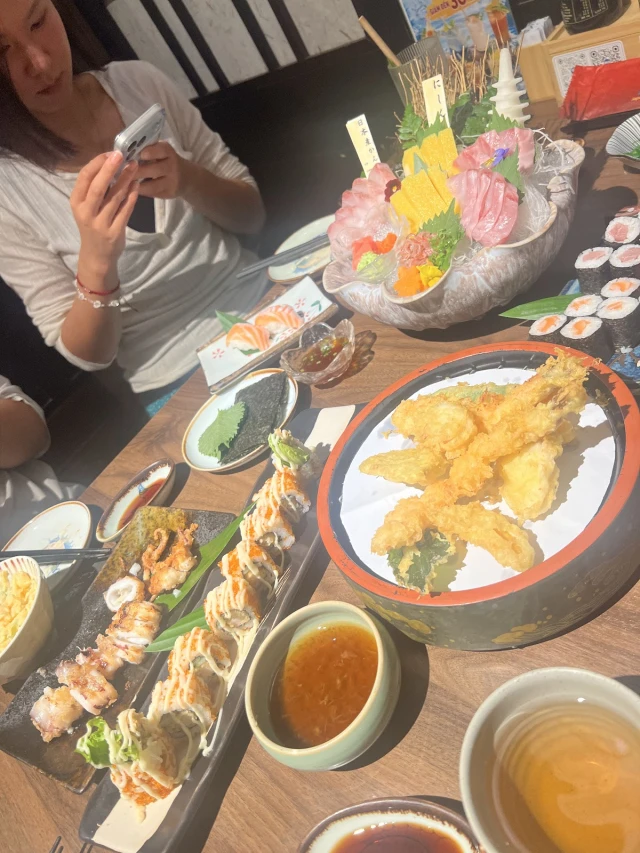 Sushibar - The Loop IPH Xuân Thủy