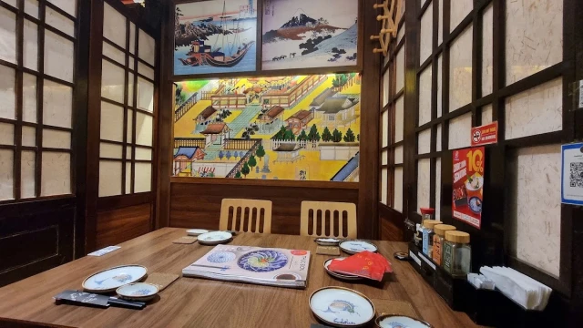 Sushibar - The Loop IPH Xuân Thủy - không gian 6