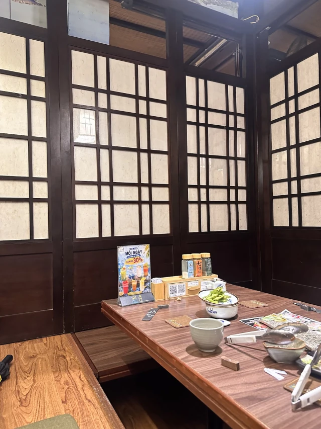 Sushibar - Trung Hòa - không gian 4