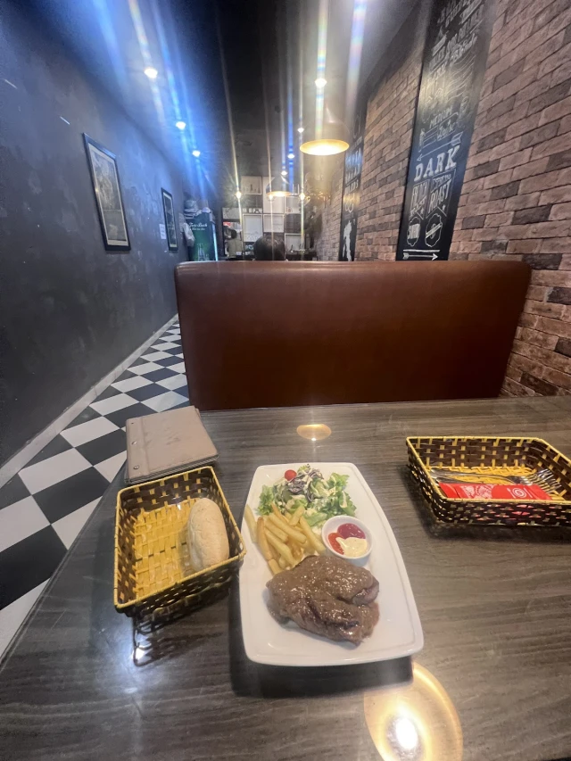 Steak One - Yên Phụ
