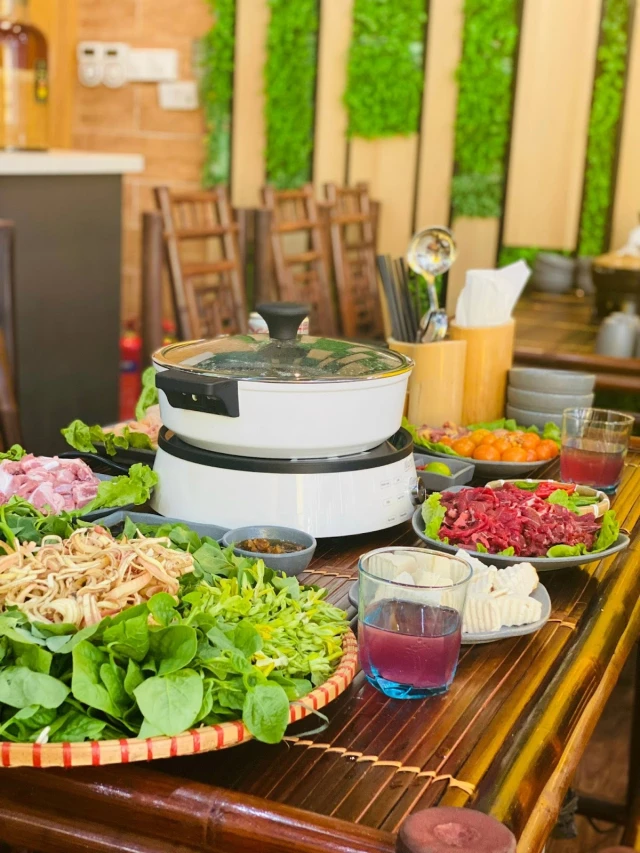 Lẩu Cua Đồng - Xanh Garden - GreenBay