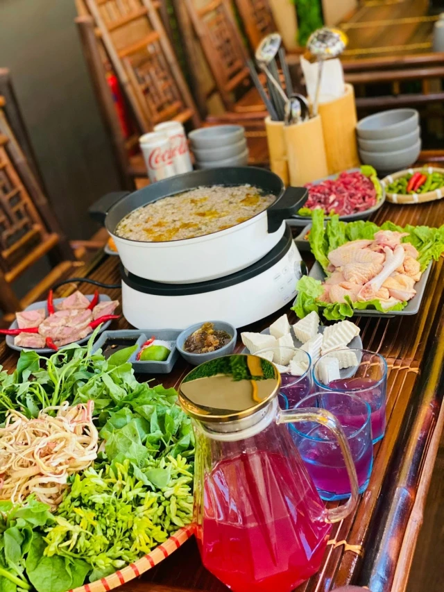 Lẩu Cua Đồng - Xanh Garden - GreenBay