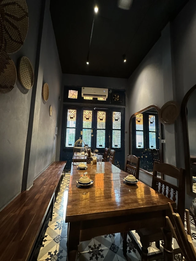 Cái Mâm Bistro - 05 Lương Văn Can - không gian 6