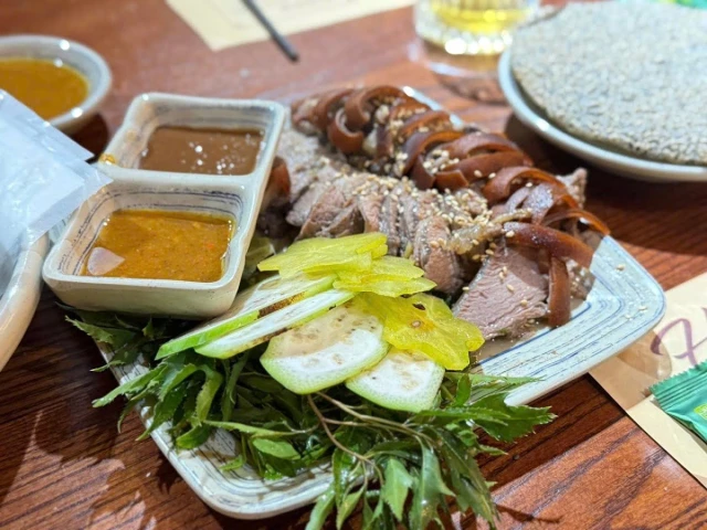 Dê Ngon Quán - Nguyễn Xuân Khoát