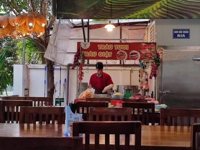 Chín Trâu - Nguyễn Xuân Khoát - không gian 4