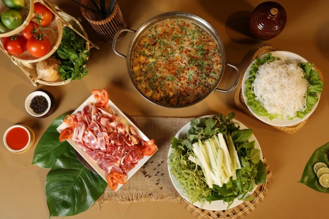 Thái Tuấn - Khúc Thừa Dụ
