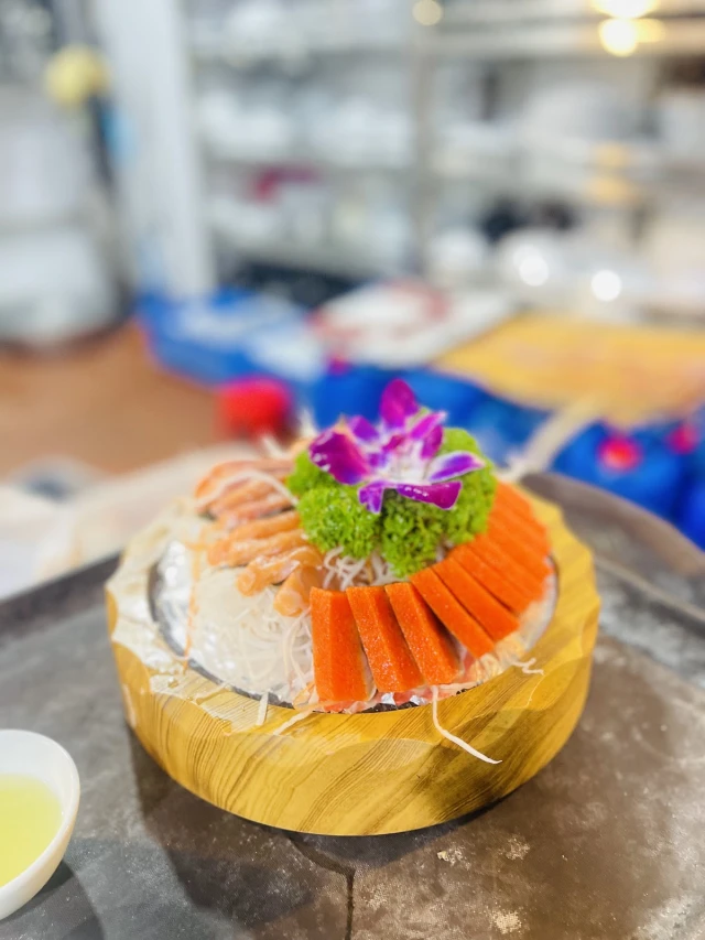 Thái Tuấn - Khúc Thừa Dụ