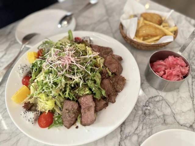Table Star - Lottte Mall Tây Hồ