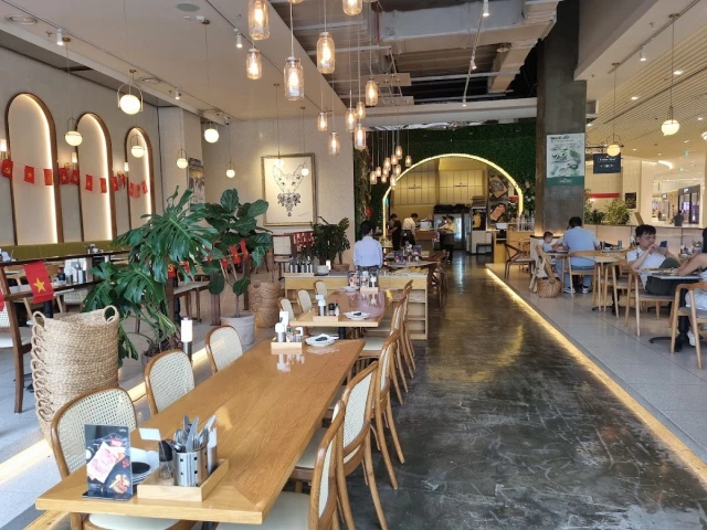 Table Star - Lottte Mall Tây Hồ - không gian 5