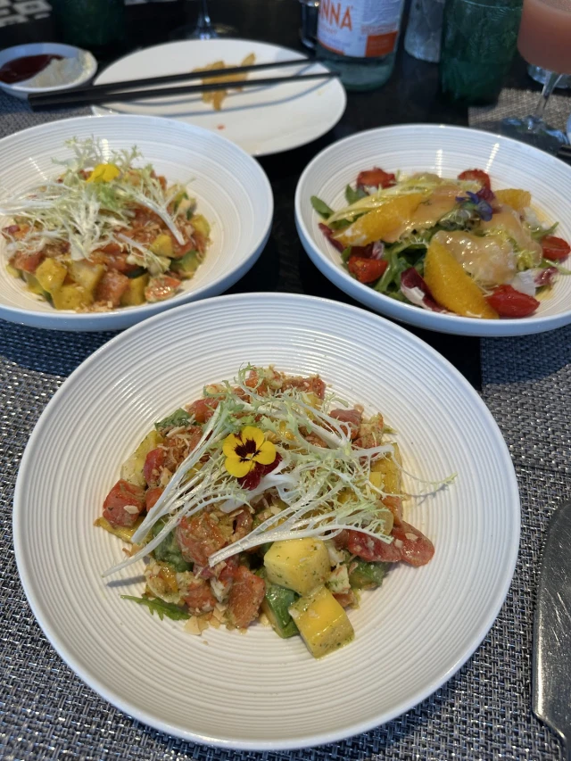 Cloud Nine Restaurant - Hàng Bè