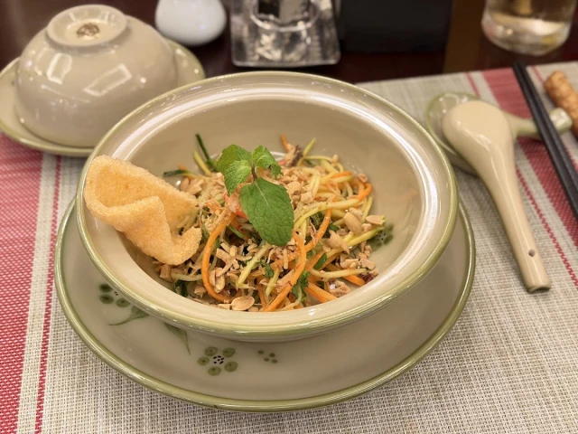Red Bean Restaurant - Mã Mây