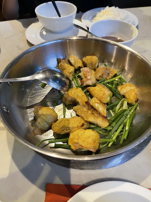 Chả Cá Hàng Sơn - Tông Đản