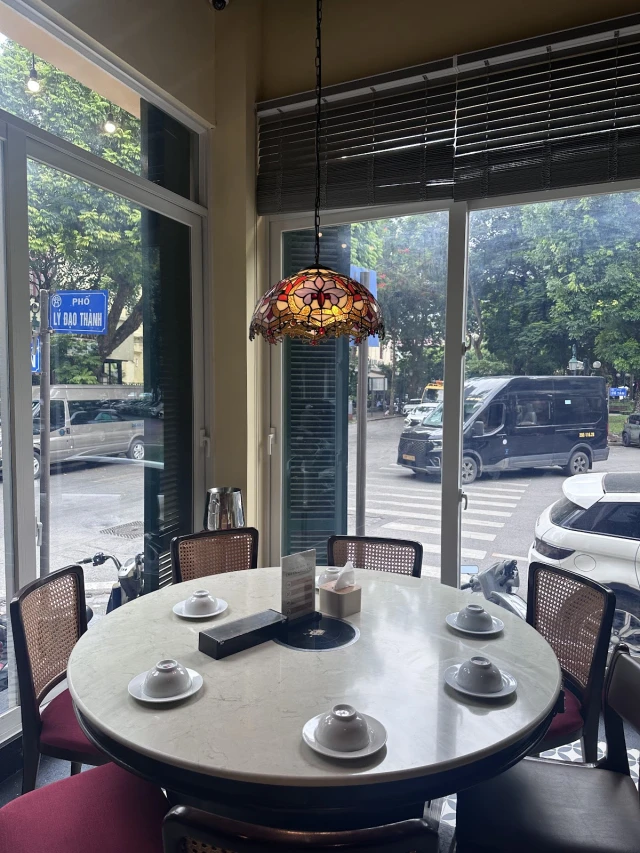 Chả Cá Hàng Sơn - Tông Đản - không gian 3