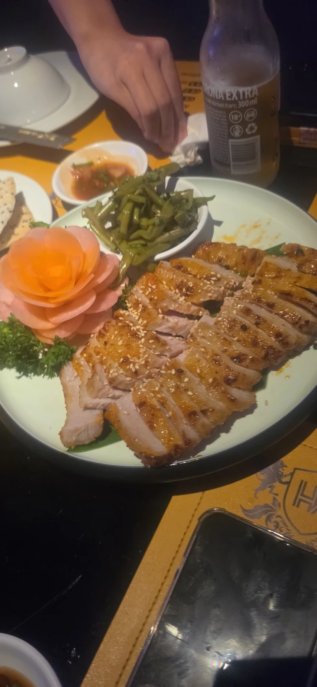 HK Beer - Ngụy Như Kon Tum