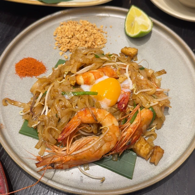 Pai Kin Khao - Giảng Võ