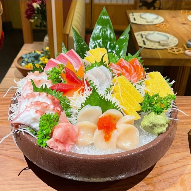 Hikami Sushi - Gia Lâm Vinhomes