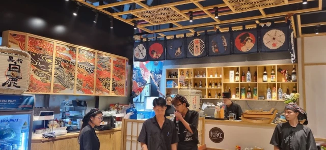 Hikami Sushi - Gia Lâm Vinhomes - không gian 2