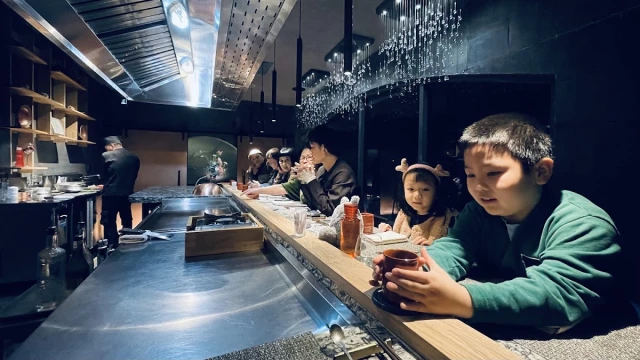 Nuboko Sushi Teppanyaki - Lý Thường Kiệt - không gian 2