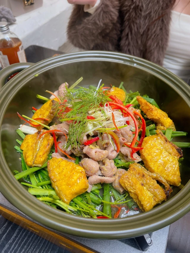 MaDam Tư Hồng - Hội Vũ