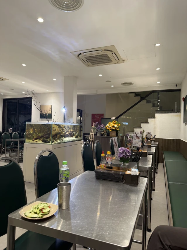 Bít Tết Ngọc Hiếu - Hoàng Thành Villas - không gian 5